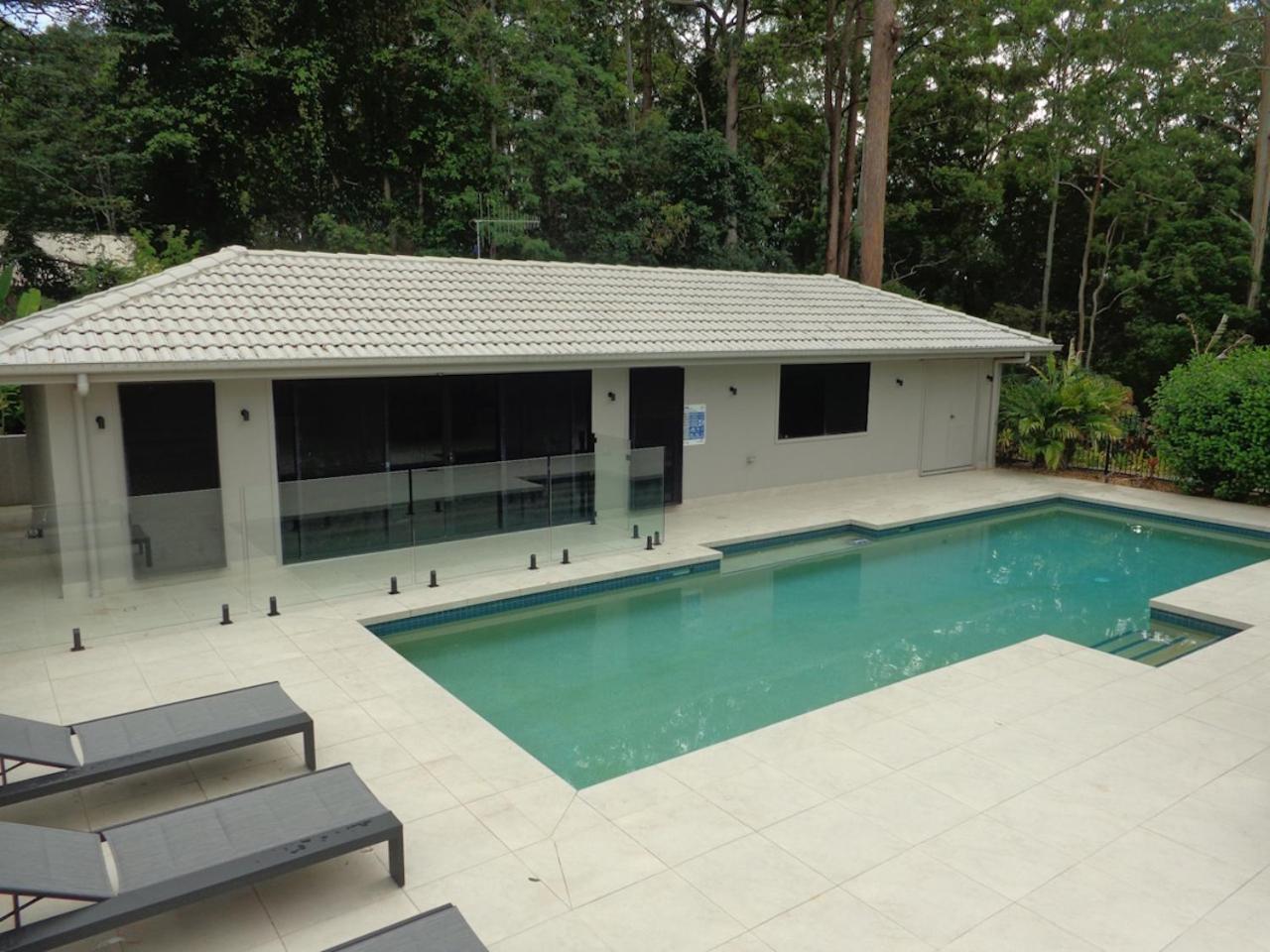 Noosa Buoys Otel Tinbeerwah Dış mekan fotoğraf