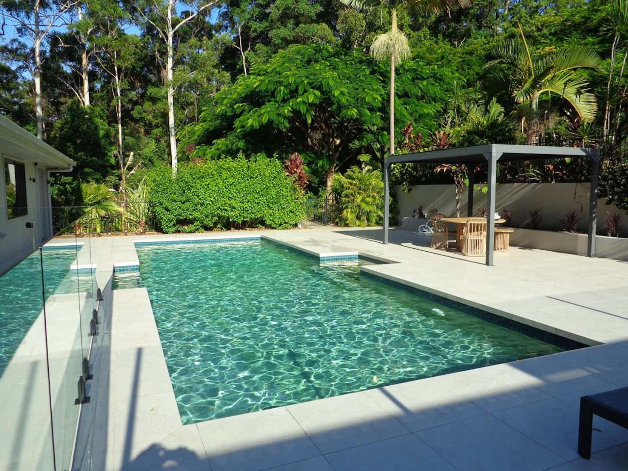 Noosa Buoys Otel Tinbeerwah Dış mekan fotoğraf